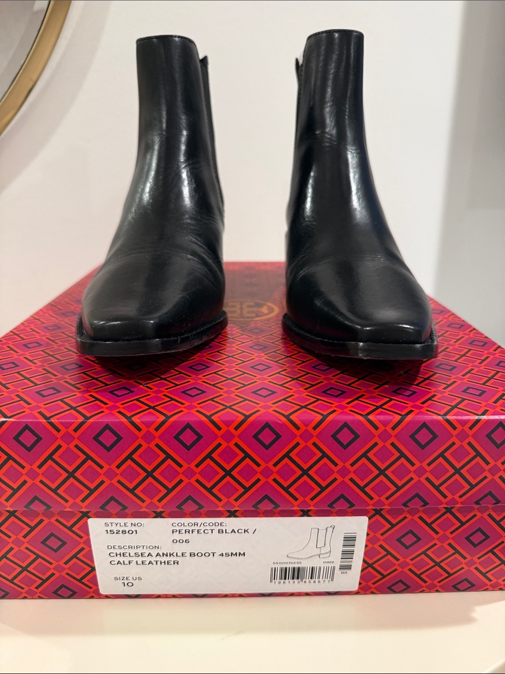 Tory Burch Black Leather Chelsea Ankle Boots Size 10